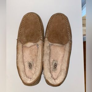 Size 10. UGG chestnut colored slippers.